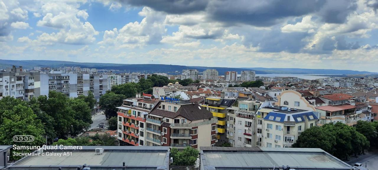 Синьо Лято Varna Esterno foto