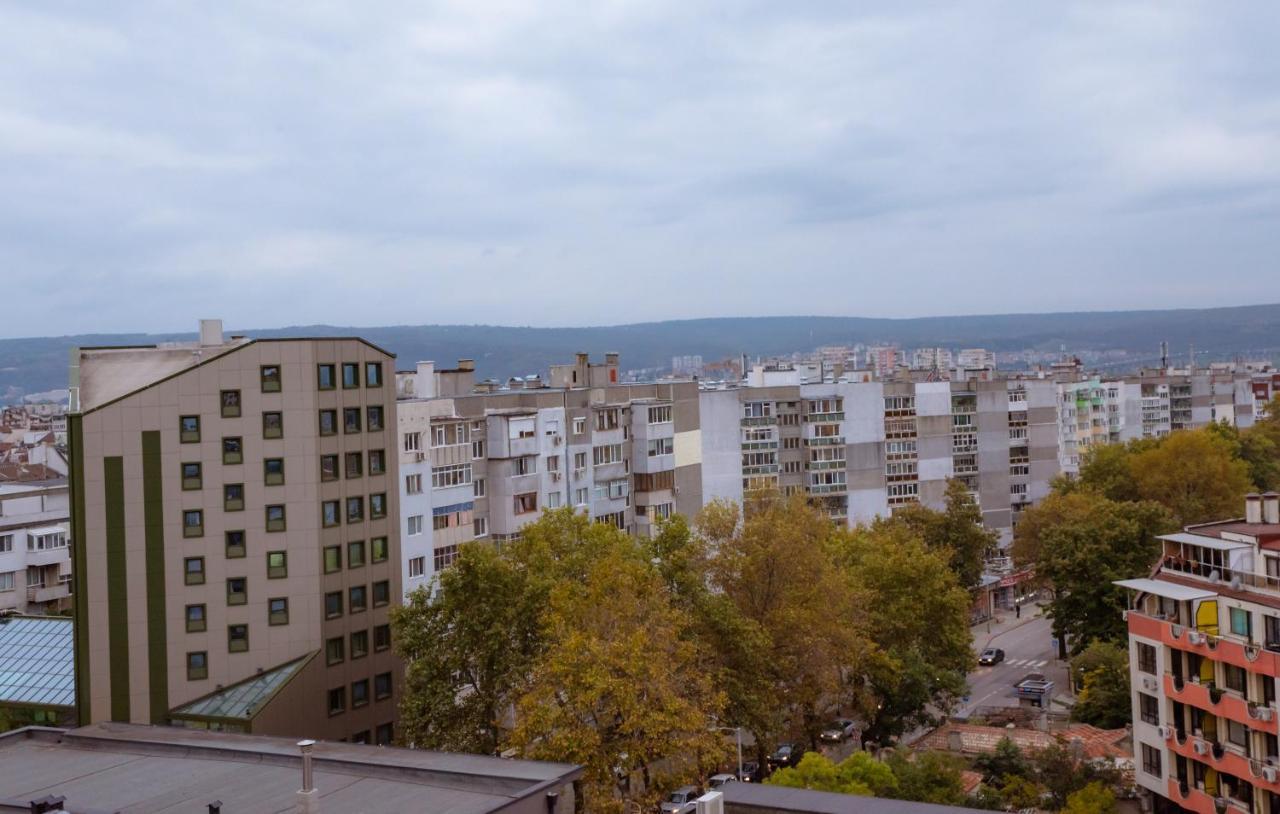 Синьо Лято Varna Esterno foto