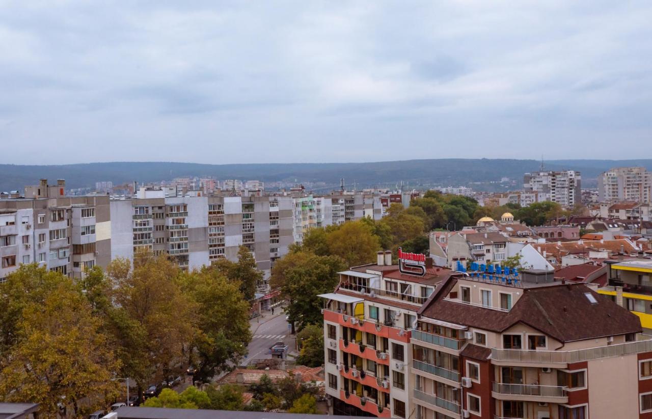 Синьо Лято Varna Esterno foto