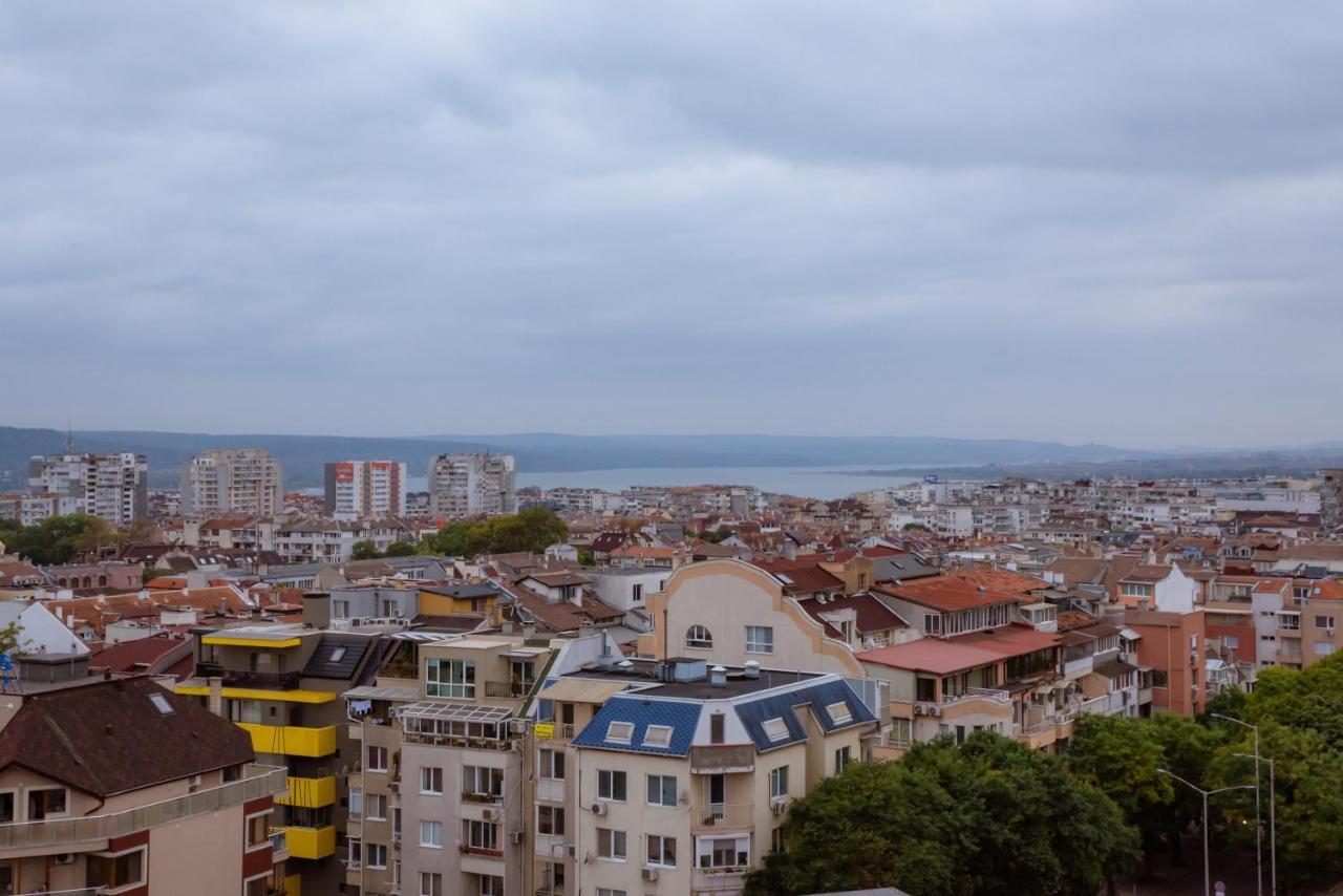 Синьо Лято Varna Esterno foto
